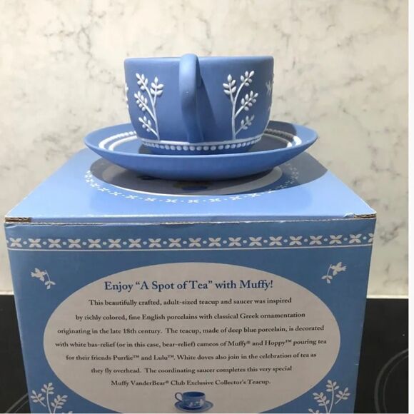 Muffy Vanderbear tea cup & saucer in box spot of tea - Picture 6 of 7